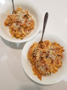 Healthy creamy sundried tomato pasta_lifelovetravelfood
